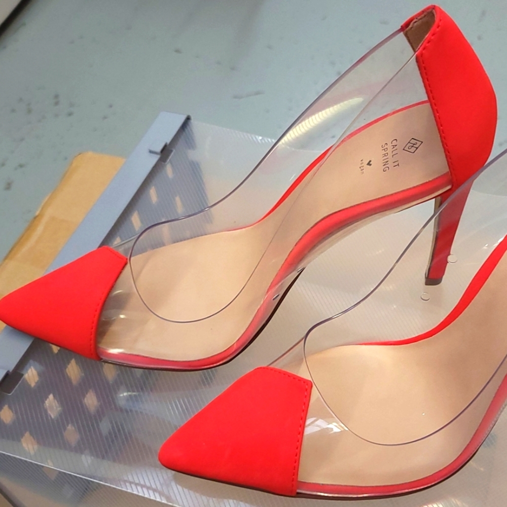 Shoes - Picture 3 of 4